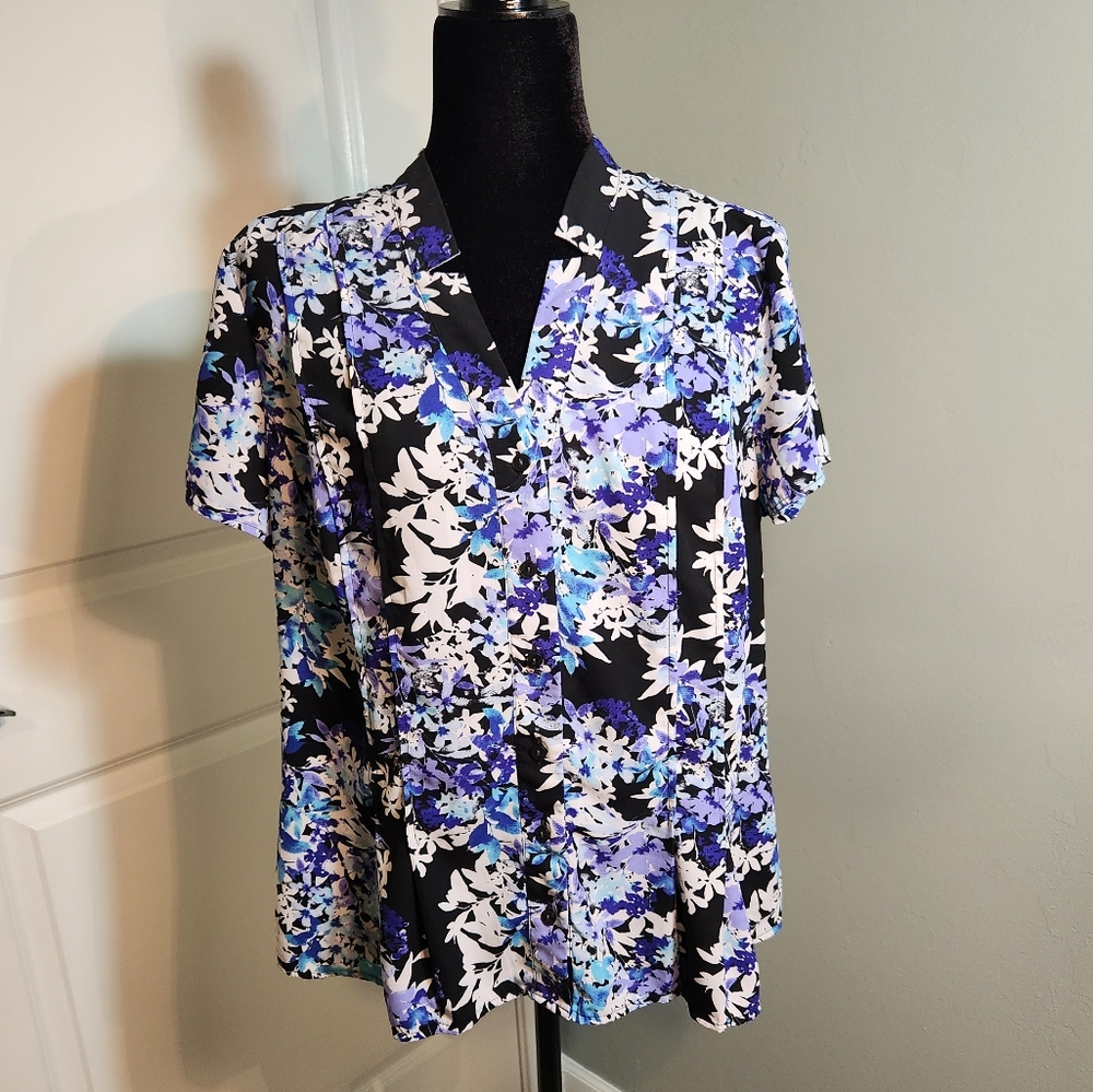 😀 212 Collection Floral Blouse with Mandarin Collar